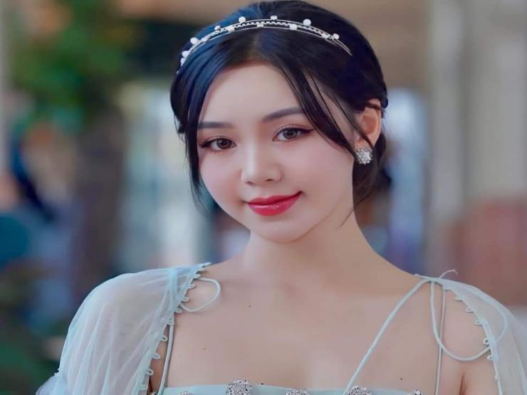 Phim - “Cô thợ sửa ô tô xinh nhất màn ảnh Việt” hé lộ hậu trường khó quên