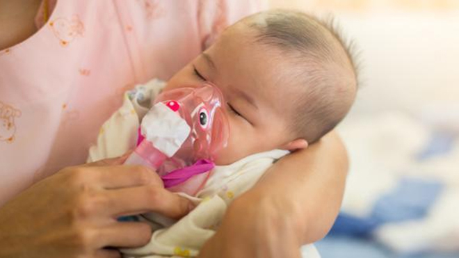 Trẻ bị sổ mũi, nghẹt mũi, ho, cha mẹ cần lưu ý những gì để con nhanh khỏi bệnh? - 2