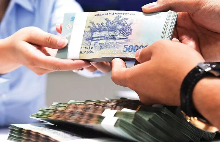 Từ 1/8 tới, người gửi tiền rút trước hạn một phần sổ tiết kiệm thì số tiền còn lại vẫn được giữ nguyên lãi suất ban đầu