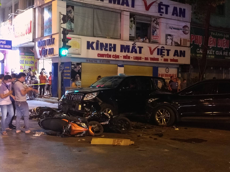 Vụ 4 ô tô húc hàng loạt xe máy ở Hà Nội: Chuyển hồ sơ sang cơ quan điều tra Bộ Quốc phòng