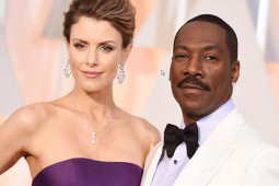 Đời sống Showbiz - Cuộc sống bên vợ kém 18 tuổi và 10 con của danh hài lớn lên từ khu ổ chuột