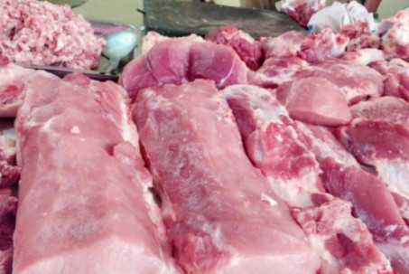 Giá thịt lợn tăng cao, có phải do xuất lậu sang Trung Quốc?