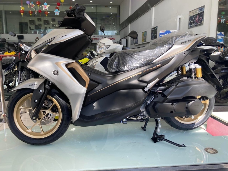Bảng giá xe ga Yamaha NVX 155 mới nhất cuối tháng 7/2022 - 1