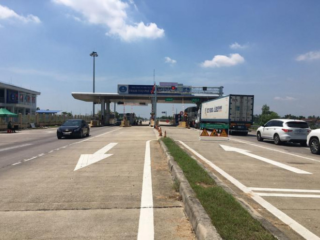 Một trạm thu phí trên cao tốc Đà Nẵng - Quảng Ngãi. Ảnh: VEC