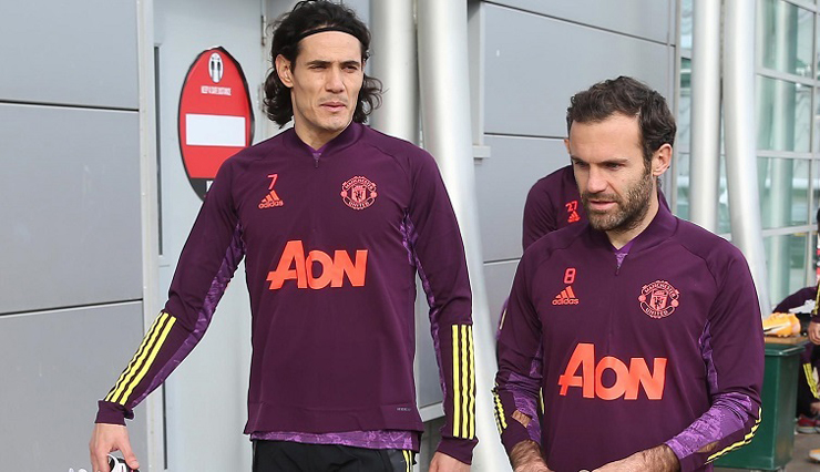 Cavani và Mata, hai cựu cầu thủ của MU vẫn chưa tìm được bến đỗ mới
