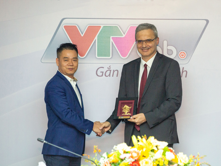 Đại sứ Pháp tại Việt Nam: “Quang Hải thi đấu tại Ligue 2 tạo sự lan tỏa mang tầm quốc tế”  