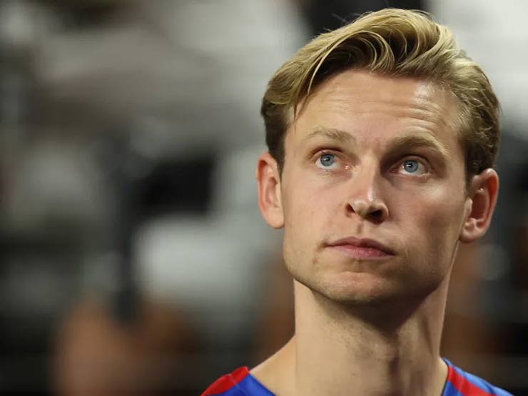 Bóng đá - Chủ tịch Barca bất ngờ nói De Jong vẫn có thể về MU, không ép anh giảm lương