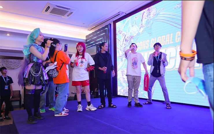 Coca-Cola cùng fan esport hào hứng cổ vũ chung kết thế giới Tốc Chiến Icons Global Championship 2022 - 4