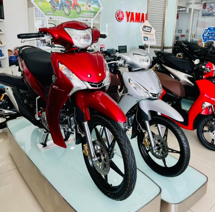 Giá Yamaha Jupiter Finn mới đầu tháng Cô hồn, chênh cao 6 triệu đồng - 1