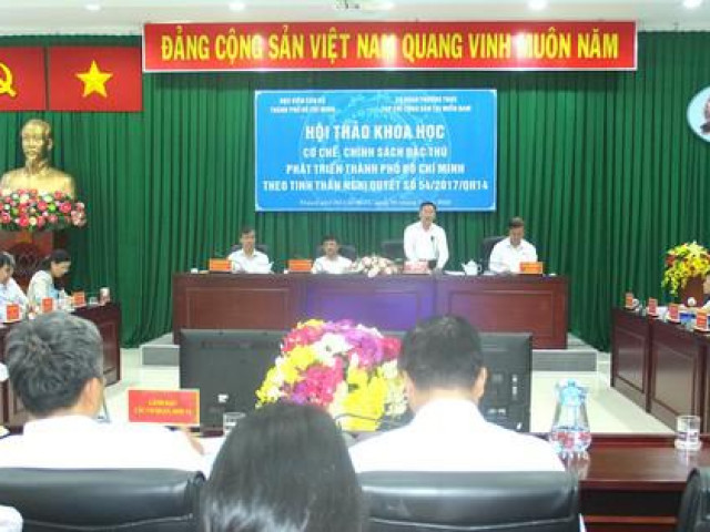 Tin tức trong ngày - Lương chuyên gia nước ngoài tại TP.HCM chỉ khoảng 13 triệu đồng/tháng