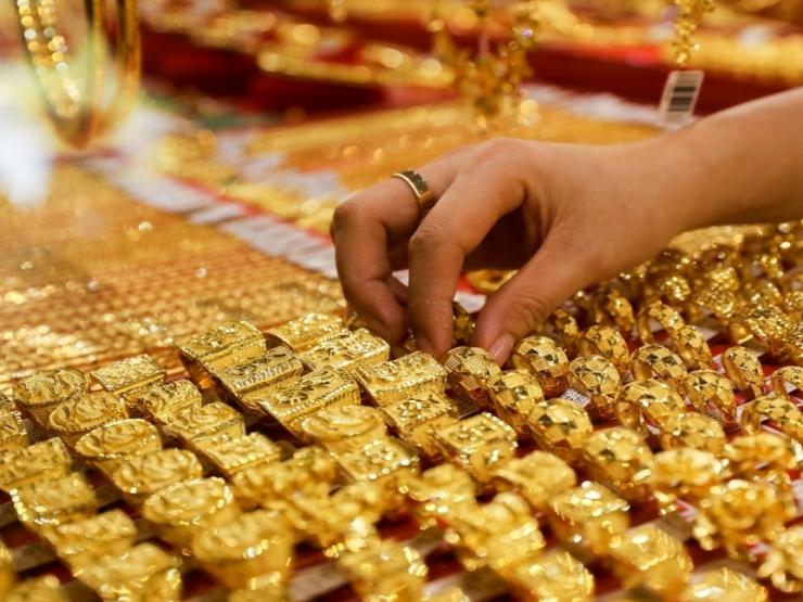 Kinh doanh - Giá vàng hôm nay 31/7: Tăng điên cuồng tuần thứ hai liên tiếp