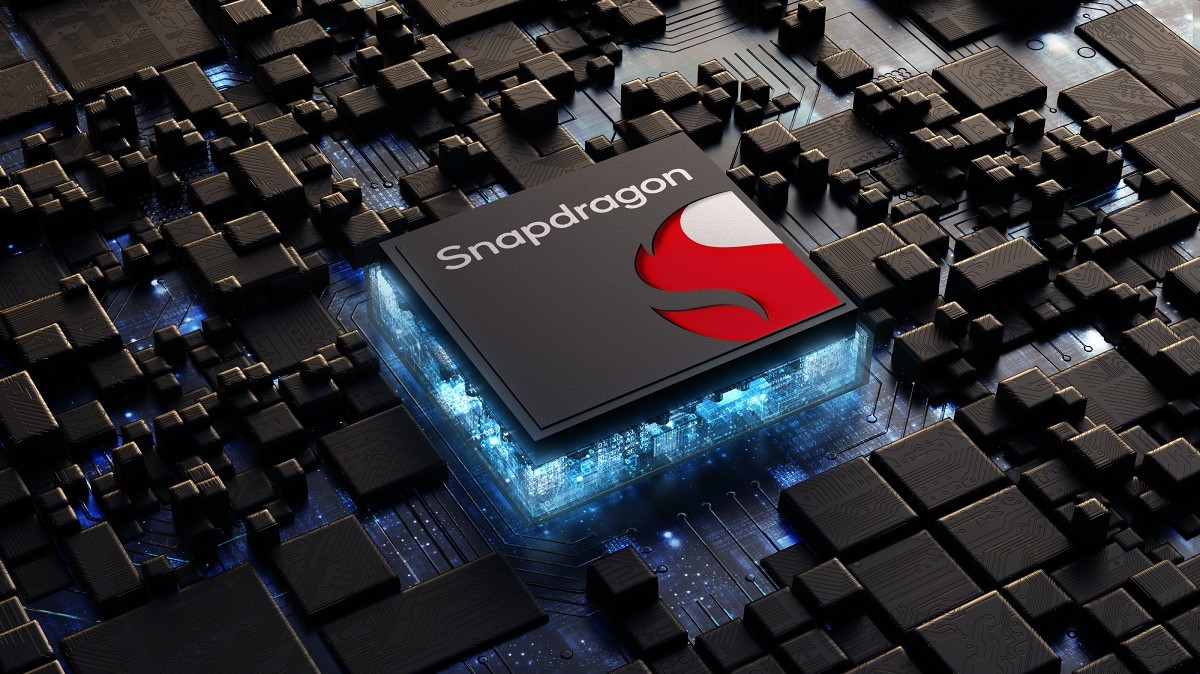 Moto G32 sử dụng chip Snapdragon 680 tầm trung.