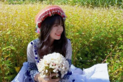 Du lịch - Đến Hà Giang hòa mình vào cuộc sống người dân, cùng em nhỏ tết hoa đội đầu