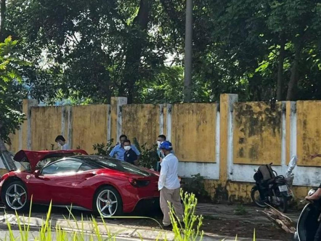 Tư vấn - Trách nhiệm của Ferrari Việt Nam trong vụ siêu xe bị tai nạn