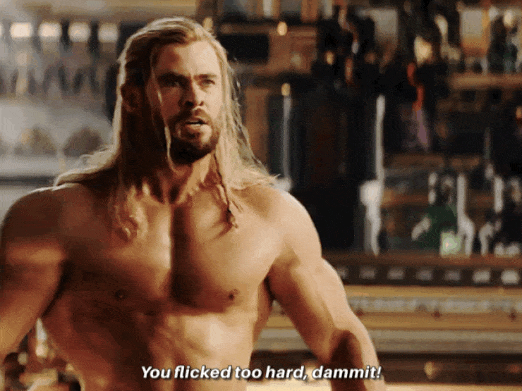 "Thor 4" thu về gần 700 triệu USD nhưng bị cấm chiếu vì cảnh này