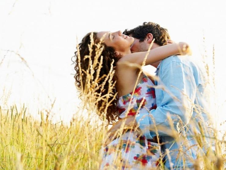 Bạn trẻ - Cuộc sống - Mới yêu thấy vui, yêu rồi thấy chán