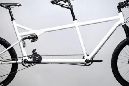 Xe đạp đôi tùy chỉnh ấn tượng với giá gần 194 triệu đồng