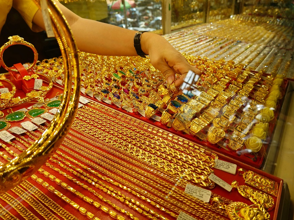 Giá vàng trong nước bật tăng đầu tuần (Ảnh minh họa)