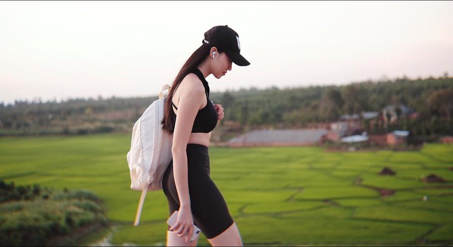 Tân Hoa hậu Thể thao Việt Nam phản hồi về nghi vấn sử dụng bóng cười - 5