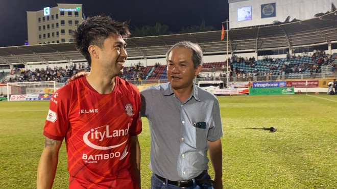 Huỳnh Đức về lại với Sài Gòn FC sau 13 năm &#8220;chinh chiến xa nhà&#8221;!