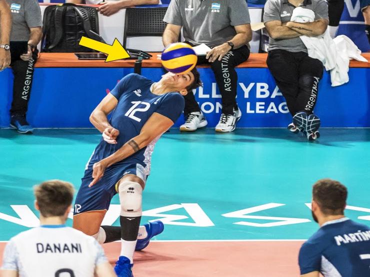 Thể thao - Những cú đập bóng chuyền tốc độ "như tên lửa", bóng đập vào mặt mới nhận ra