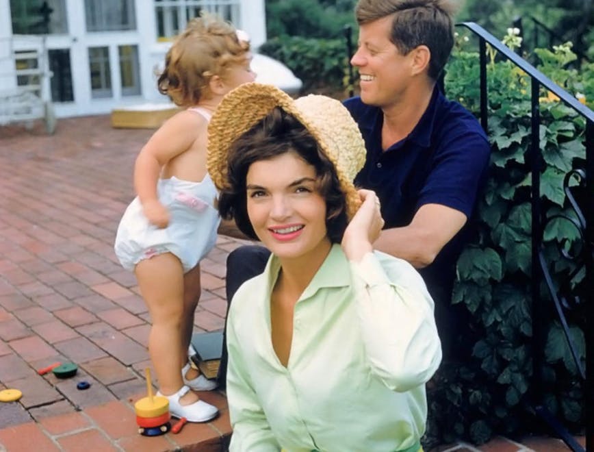 Nghe lại câu chuyện bộ suit màu hồng huyền thoại của Jackie Kennedy - 6