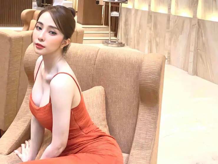 Làm đẹp - Quỳnh Nga diện váy bodycon khoe body đẹp như đúc tượng nhờ "mê tập như mê diễn"