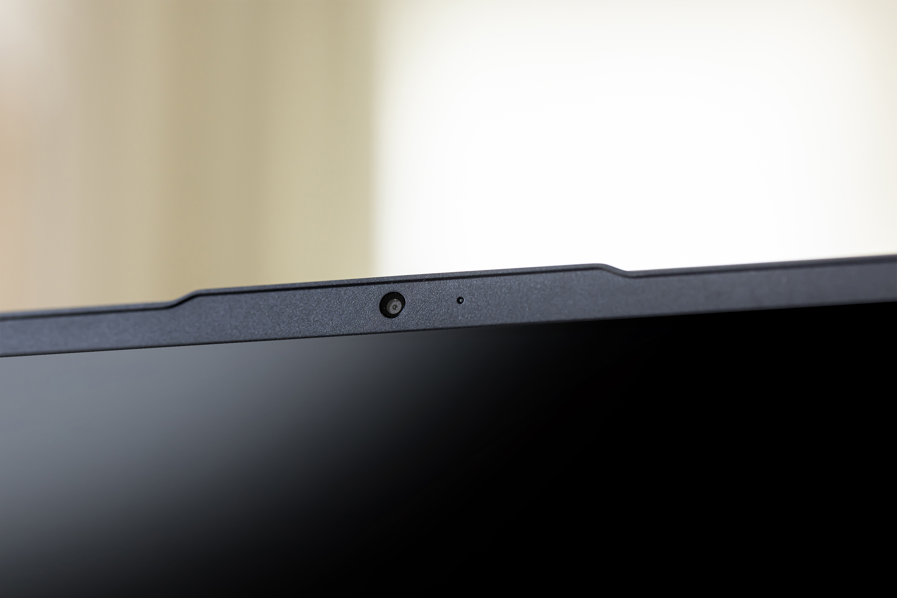Trên tay laptop MateBook D16: Thiết kế mỏng, màn hình lớn - 8