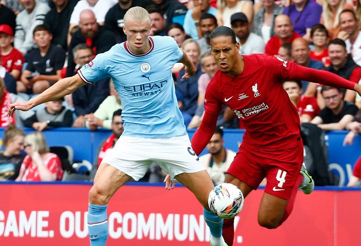 Haaland phải đối mặt với "hòn đá tảng" Van Dijk ngay ở trận ra mắt chính thức cho Man City