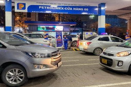 Kinh doanh - Nóng tuần qua: Giá xăng dầu lập kỷ lục, đại gia kinh doanh xăng dầu lỗ hay lãi?