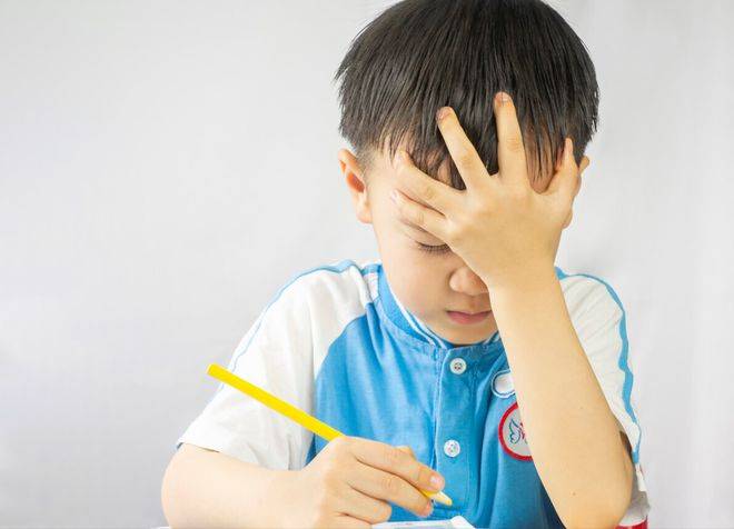 Mách cha mẹ cách giúp trẻ tự giác hoàn thành bài tập về nhà chỉ trong 5 bước - 1