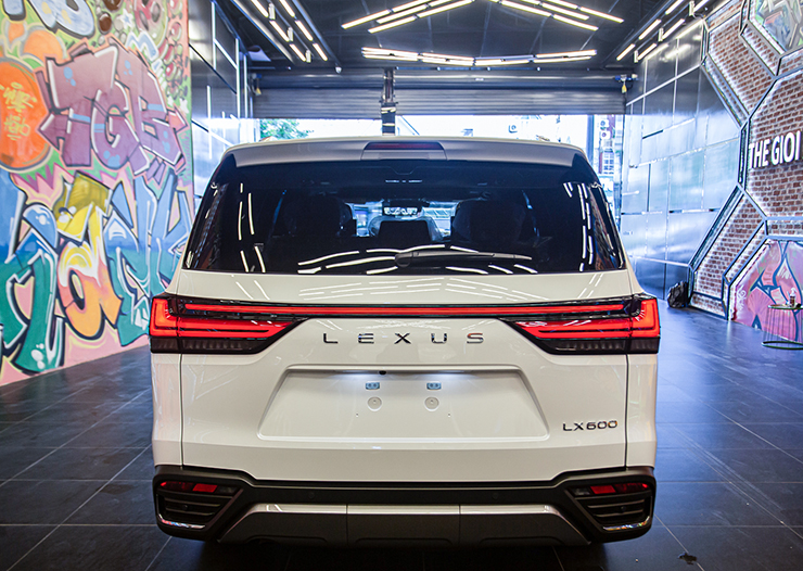Xe “Chủ tịch” Lexus LX600 nhập tư tăng giá hơn 11 tỷ đồng - 5