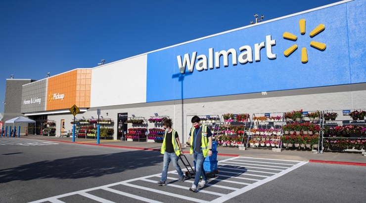 Hiện tập đoàn này do Steuart Walton, con trai của Jim Walton điều hành.  Steuart nhanh chóng phát triển Walmart lên hơn 11.000 cửa hàng tại khoảng 30 quốc gia và vùng lãnh thổ trên thế giới.
