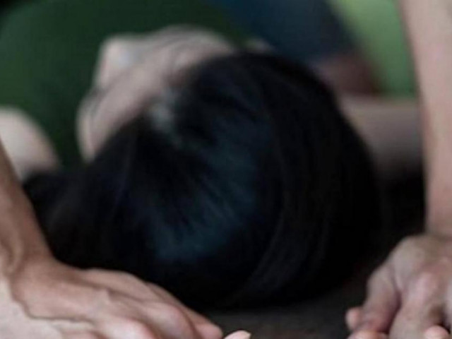 Pháp luật - Tạm giữ hình sự nam thanh niên "yêu" bạn gái 12 tuổi sau khi quen qua mạng