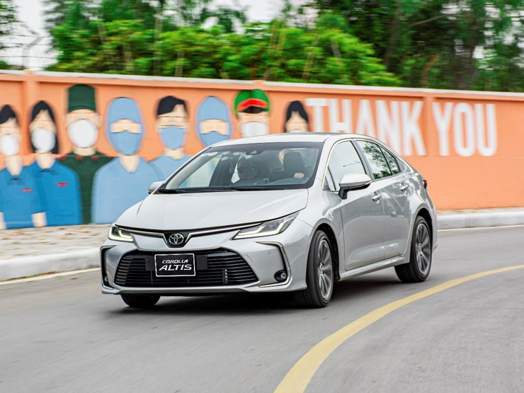 Ô tô - Toyota Corolla Altis - Cầu nối gắn kết cuộc sống của doanh nhân thời hiện đại