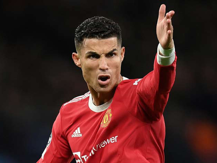 Bóng đá - Cay đắng Ronaldo bị "chửi" nhiều nhất Ngoại hạng Anh, lấy cớ "dứt tình" MU