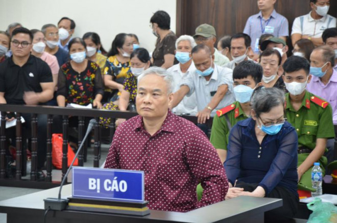 Bị cáo Trần Đức Trung tại phiên toà.