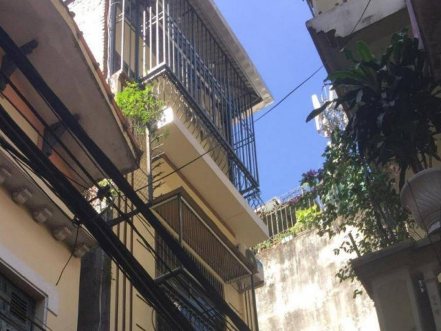 Kinh doanh - Hà Nội: Yêu cầu xử lý dứt điểm tình trạng đua nhà ra ngõ