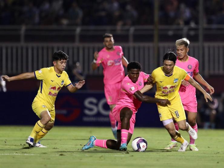 Video bóng đá Sài Gòn - HAGL: Công Phượng tỏa sáng, soán ngôi nhì bảng (Vòng 11 V-League)