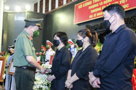 Những dòng trân trọng của Bộ trưởng Tô Lâm trong sổ tang 3 liệt sĩ cảnh sát PCCC