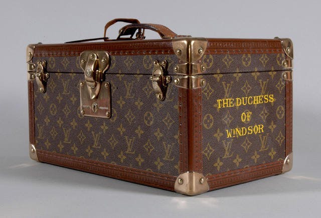 Louis Vuitton: Bậc thầy về hành lý và biểu tượng Monogram - 6