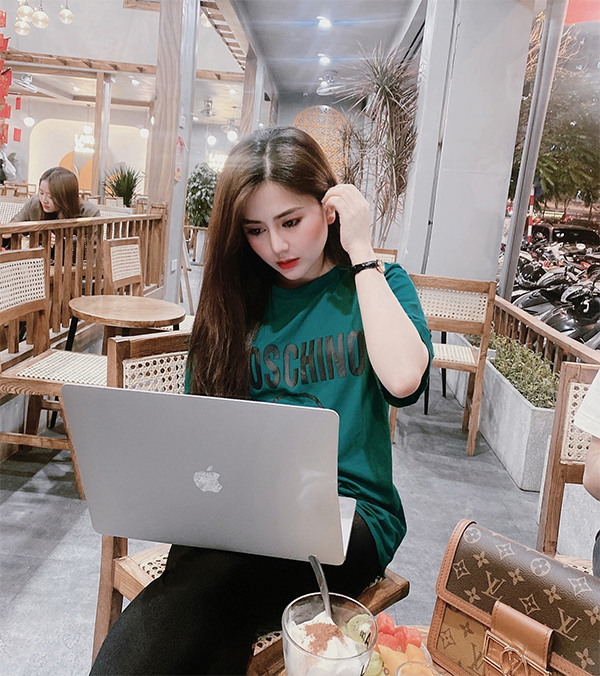 Chân dung cô gái trẻ Tuyền Hà