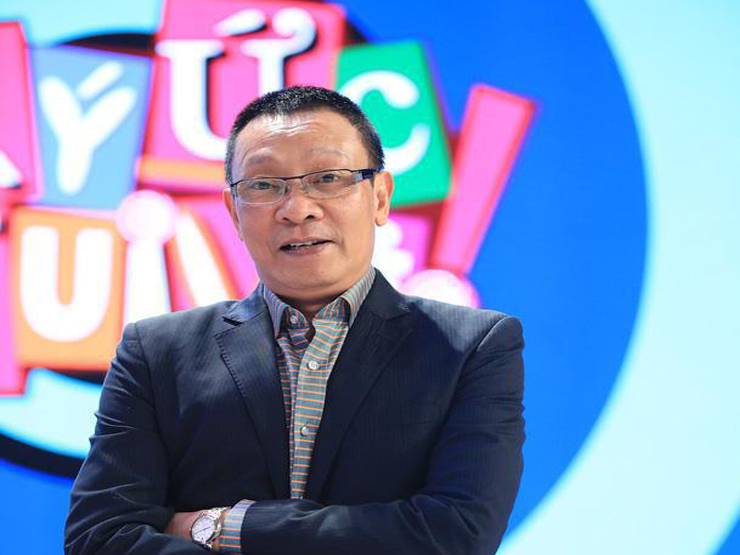 Giải trí - MC Lại Văn Sâm chia sẻ xúc động về việc không còn dẫn "Ký ức vui vẻ"