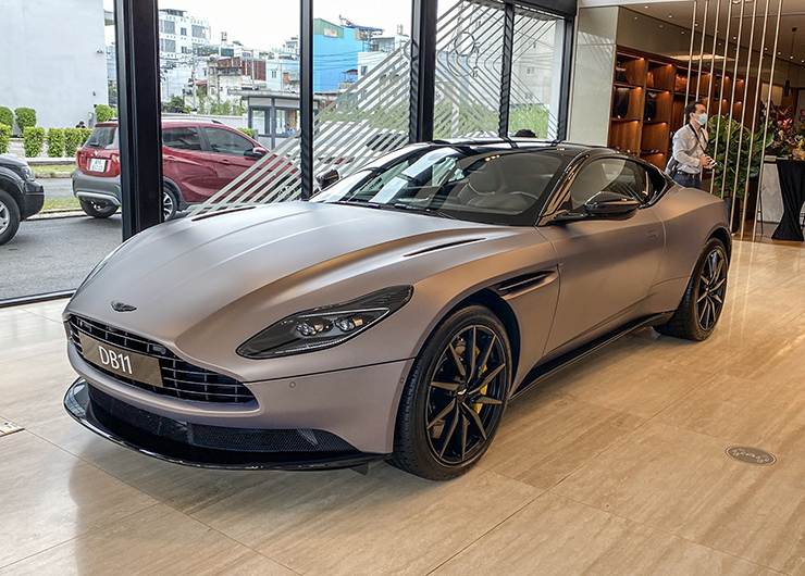 Chi tiết bộ đôi Aston Martin Vantage F1 Edition và DB11 V8 Coupe mới có mặt tại TP.HCM - 11