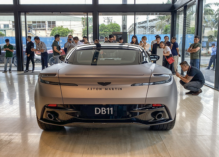 Chi tiết bộ đôi Aston Martin Vantage F1 Edition và DB11 V8 Coupe mới có mặt tại TP.HCM - 13