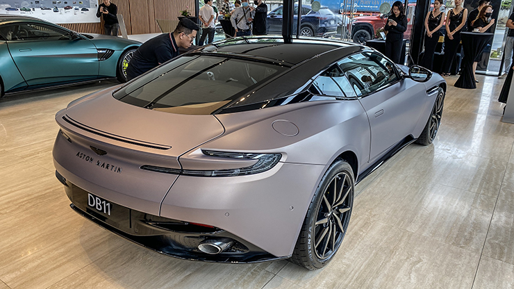 Chi tiết bộ đôi Aston Martin Vantage F1 Edition và DB11 V8 Coupe mới có mặt tại TP.HCM - 12