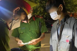 Pháp luật - Một nam sinh viên khai nhận hút cần sa để “tỉnh táo học bài”