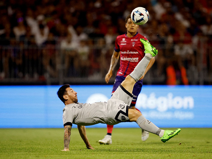 Messi tạo cú ”xe đạp chổng ngược” giúp PSG đại thắng, CĐV đối thủ phải bật dậy vỗ tay