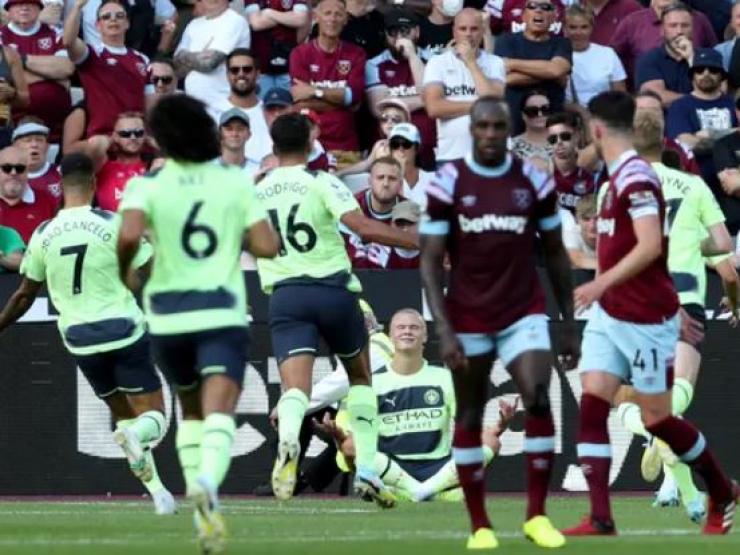 Bóng đá - Trực tiếp bóng đá West Ham - Man City: "Nhà Vua" giữ sạch lưới (Vòng 1 Ngoại hạng Anh) (Hết giờ)