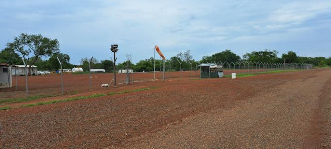 Đại tá Mạc Đức Trọng cùng Ban chỉ huy Đội Công binh triển khai nhiệm vụ cho Lực lượng đi thực hiện nhiệm vụ tại Abu Quasa - Ảnh: Đội Công binh